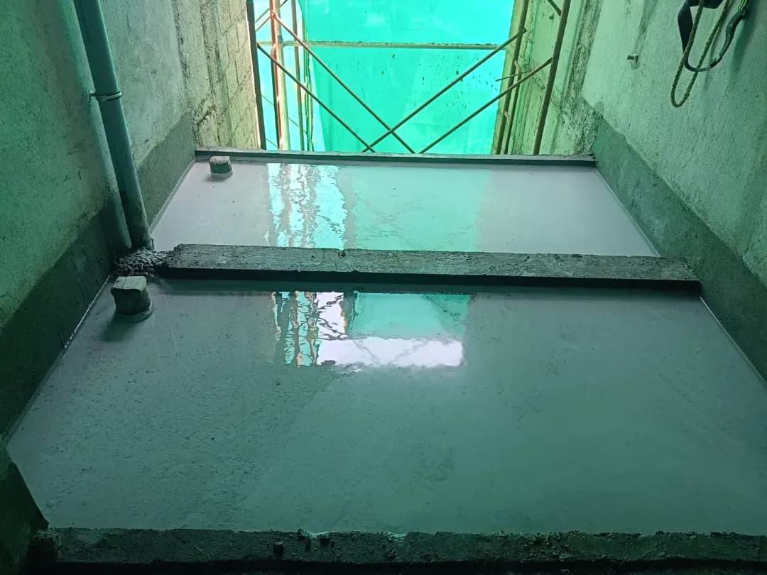 BALCONY SCREEDING