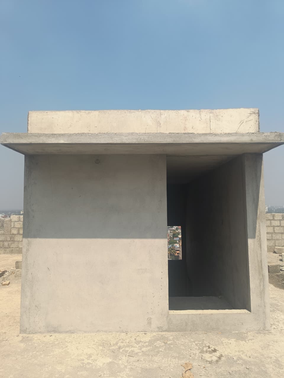 FIRE STAIR HEAD ROOM PLASTERING