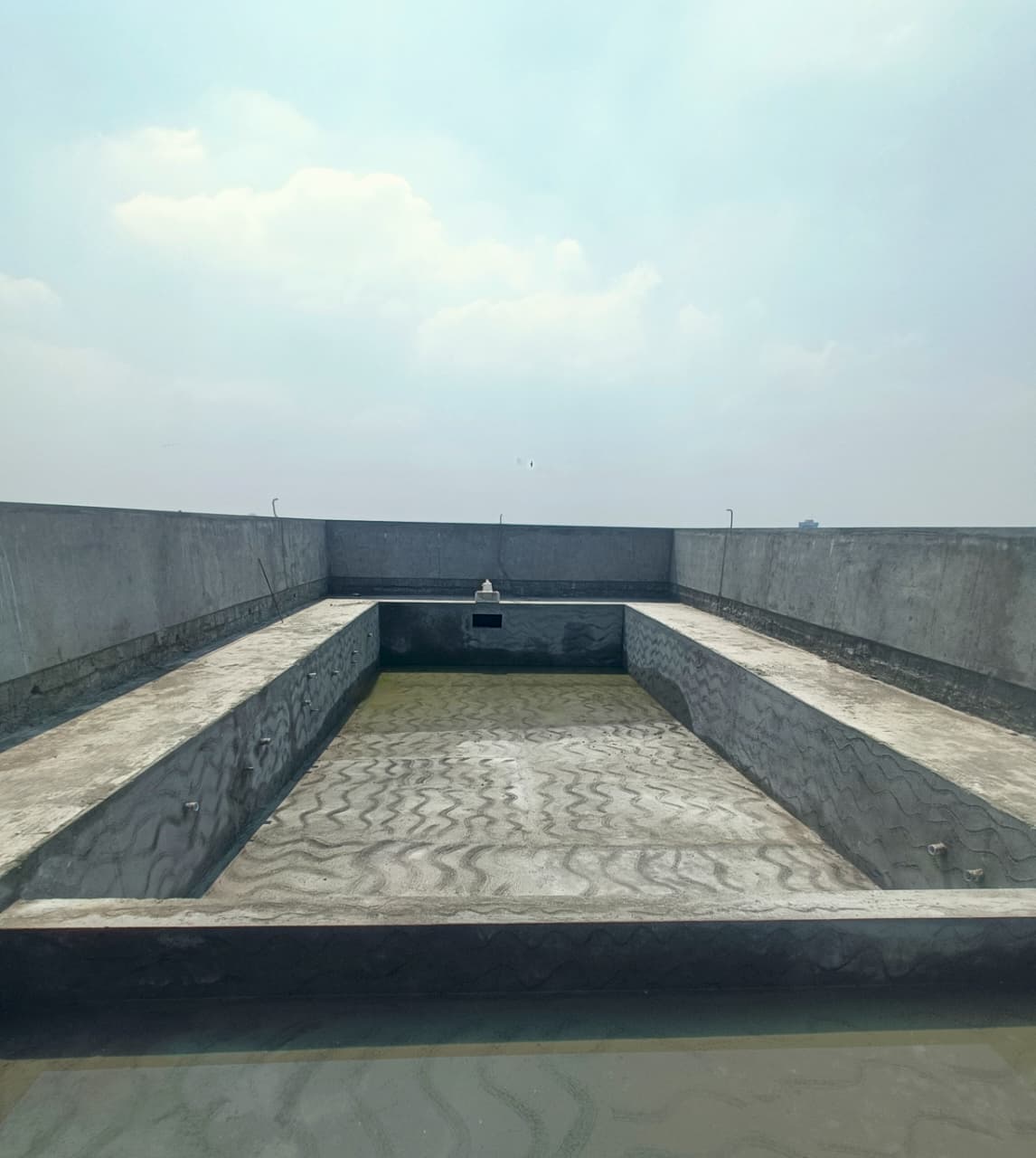 LADIES & KIDS SWIMMING POOL PLASTERING