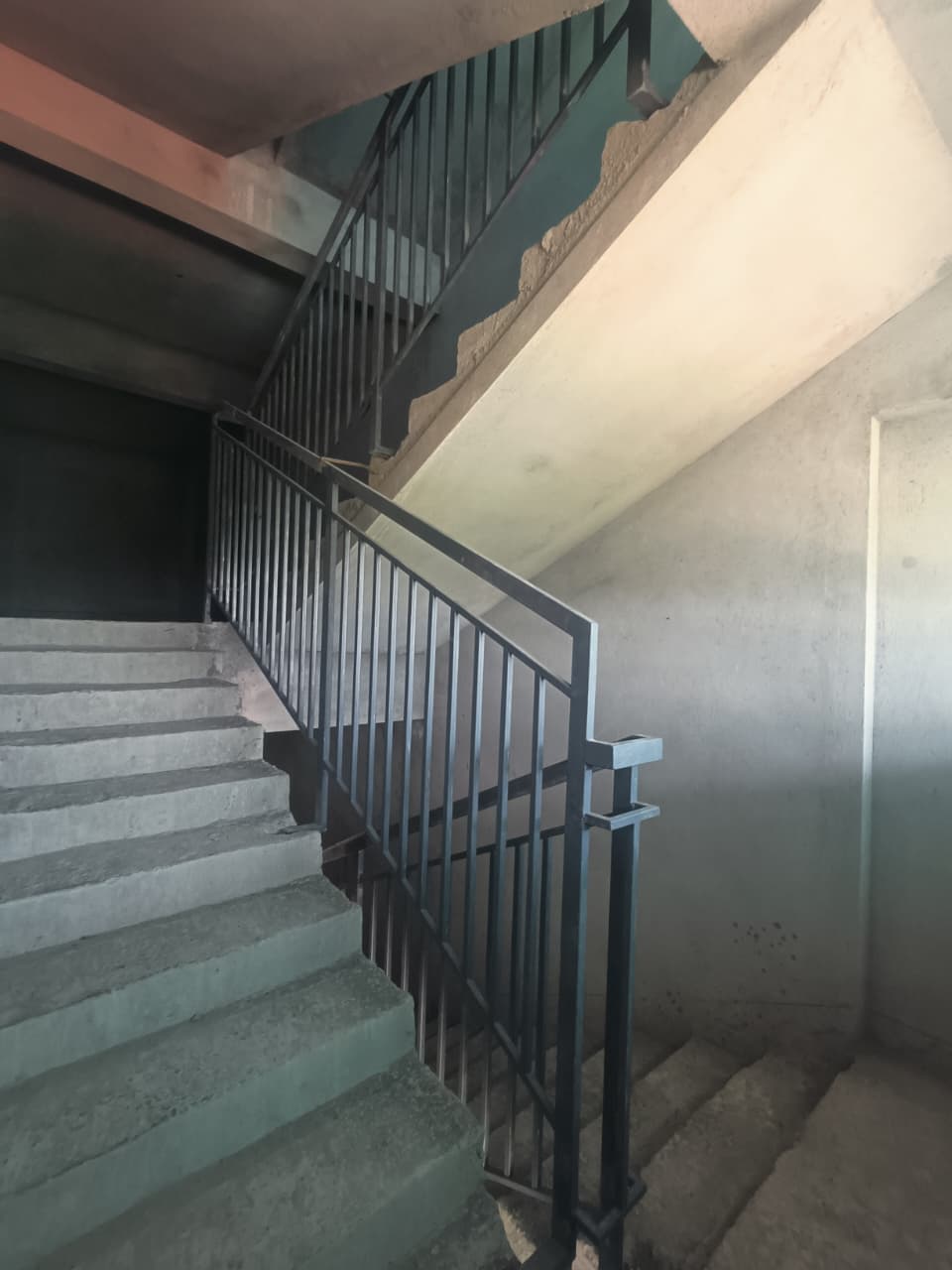 MAIN STAIR HANDRAIL WORK